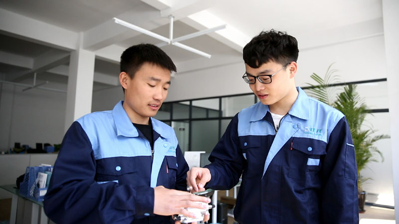 壮龙飞行学院